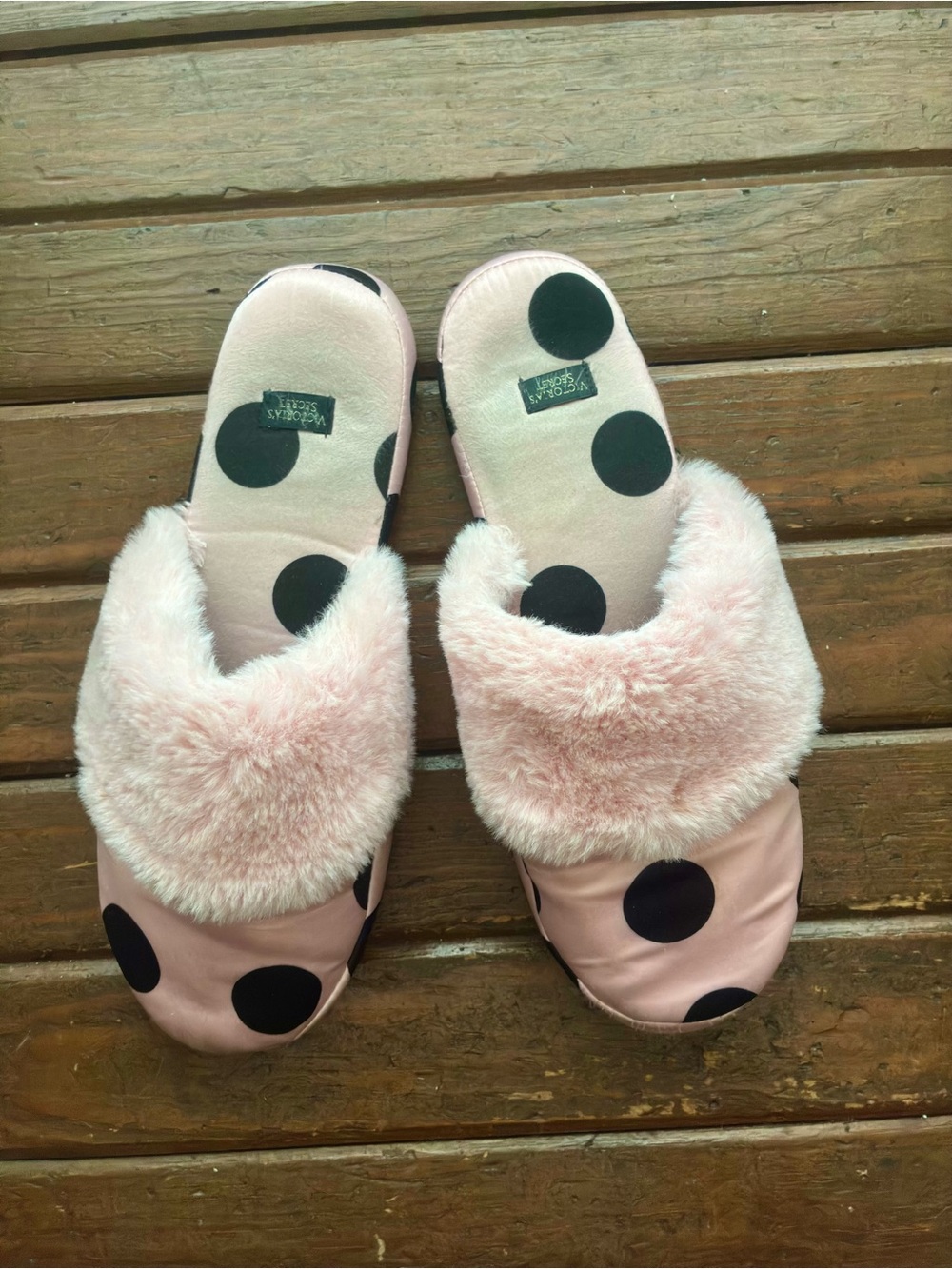 Victoria’s Secret Plush Pink Polka Dot Women’s Slippers